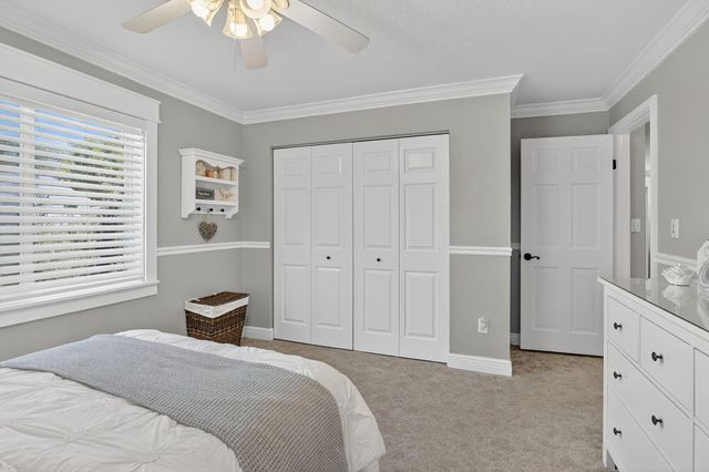 11611 SW 52nd St, Cooper City, FL 33330