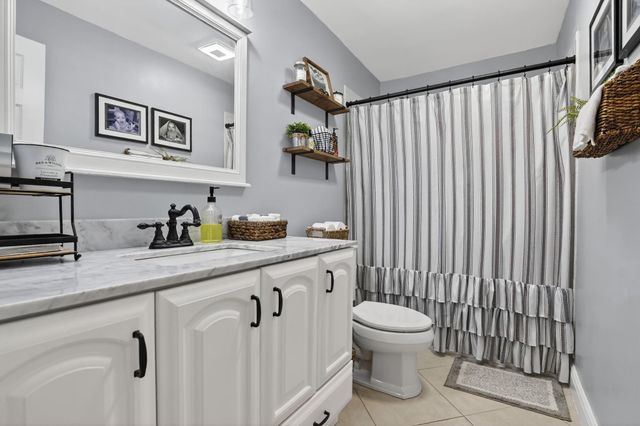 11611 SW 52nd St, Cooper City, FL 33330