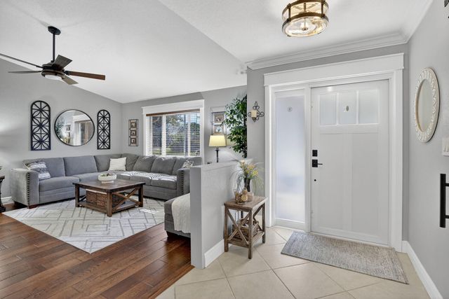 11611 SW 52nd St, Cooper City, FL 33330