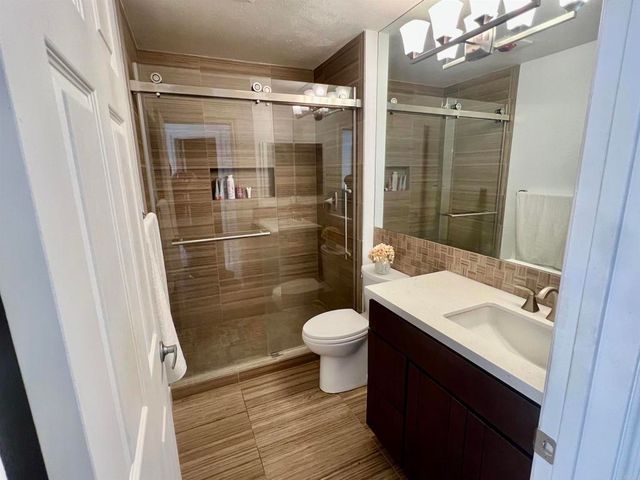155 Rosebay Drive 37, Encinitas, CA 92024