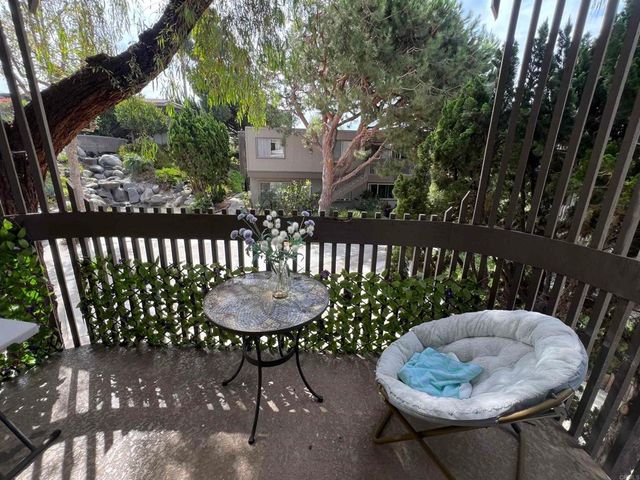 155 Rosebay Drive 37, Encinitas, CA 92024