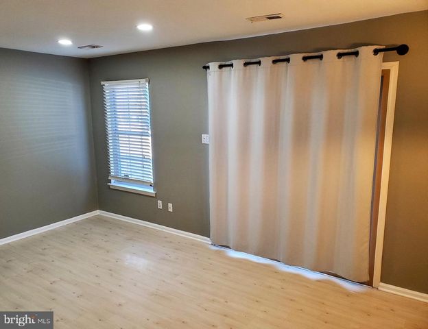 3 BANBURY CT, Southampton, PA 18966