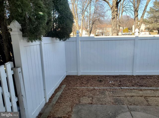 3 BANBURY CT, Southampton, PA 18966