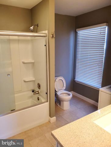 3 BANBURY CT, Southampton, PA 18966