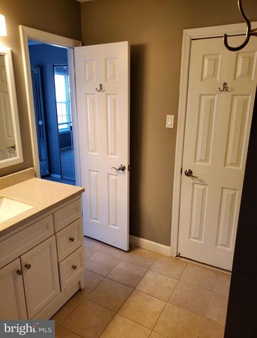3 BANBURY CT, Southampton, PA 18966