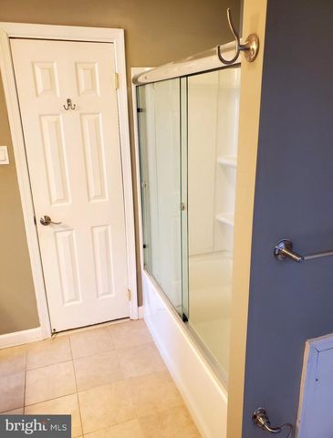 3 BANBURY CT, Southampton, PA 18966