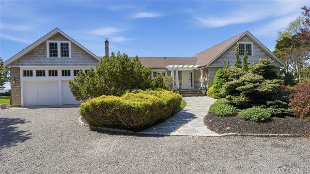 920 Cedar Point Drive E, Southold, NY 11971