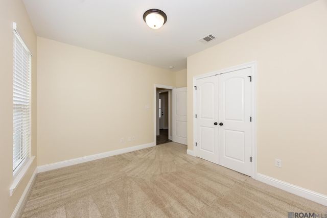 6118 Lake Bend Dr, Baton Rouge, LA 70820