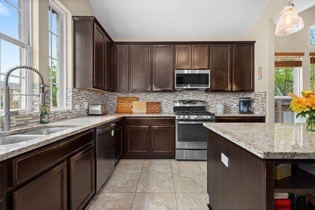 6024 Angelo ST, Round Rock, TX 78665