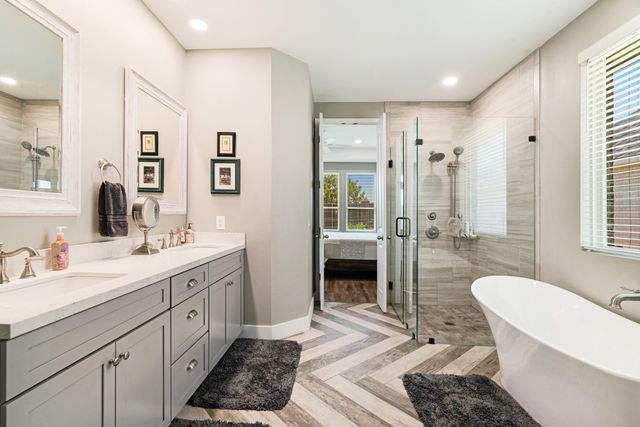 1040 Cannon Place, Paris, TX 75462