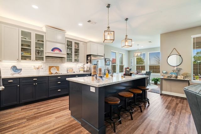 1040 Cannon Place, Paris, TX 75462