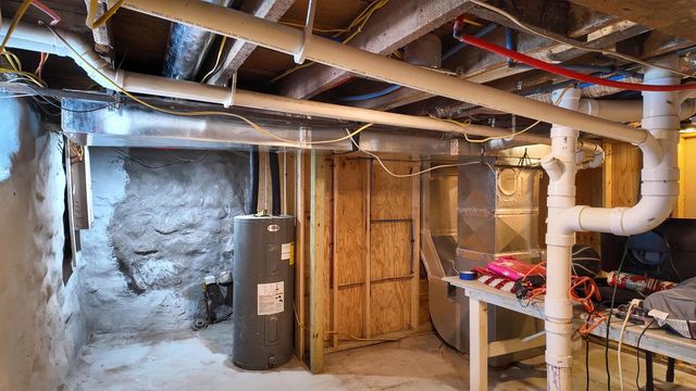 1013 9TH AVENUE, Antigo, WI 54409