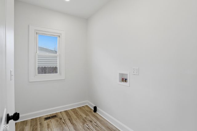 1218 N Ewing Street, Indianapolis, IN 46201