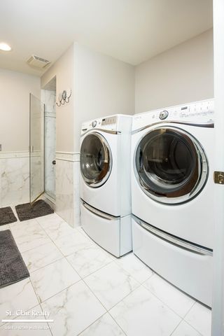 14905 Chippewa Drive, Warren, MI 48088
