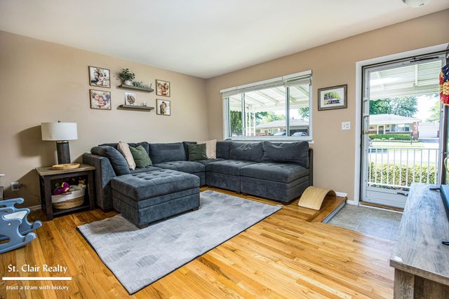 14905 Chippewa Drive, Warren, MI 48088
