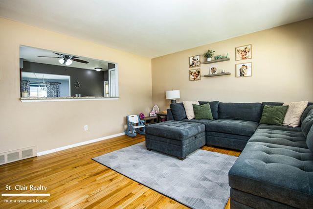 14905 Chippewa Drive, Warren, MI 48088