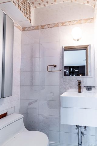 2721 Batchelder Street, Brooklyn, NY 11235