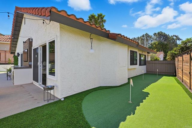 1776 Avenida La Posta, Encinitas, CA 92024