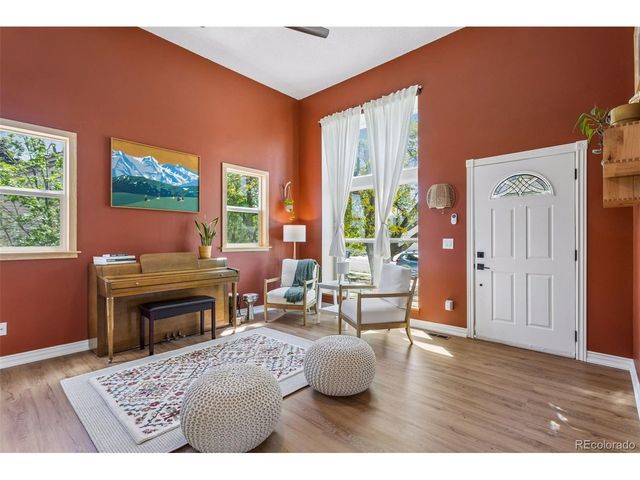 409 W Lucerne Dr, Lafayette, CO 80026
