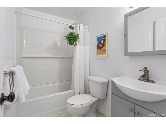 409 W Lucerne Dr, Lafayette, CO 80026