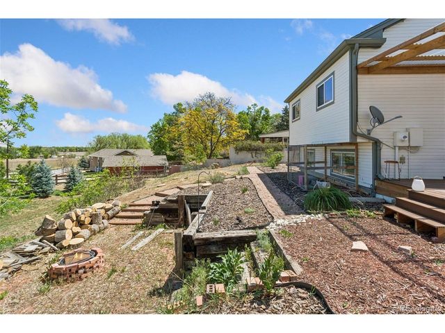 409 W Lucerne Dr, Lafayette, CO 80026