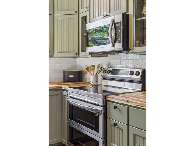 409 W Lucerne Dr, Lafayette, CO 80026