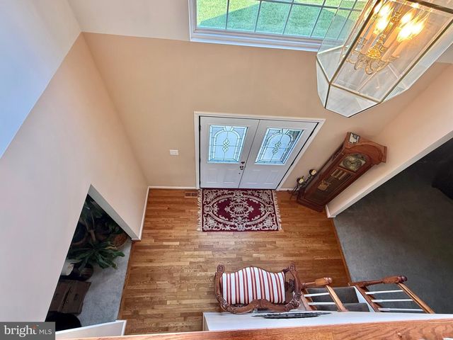 121 W HARVEST DR, New Castle, DE 19720