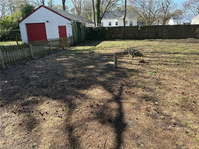 105 Smith AVE, Portsmouth, VA 23701