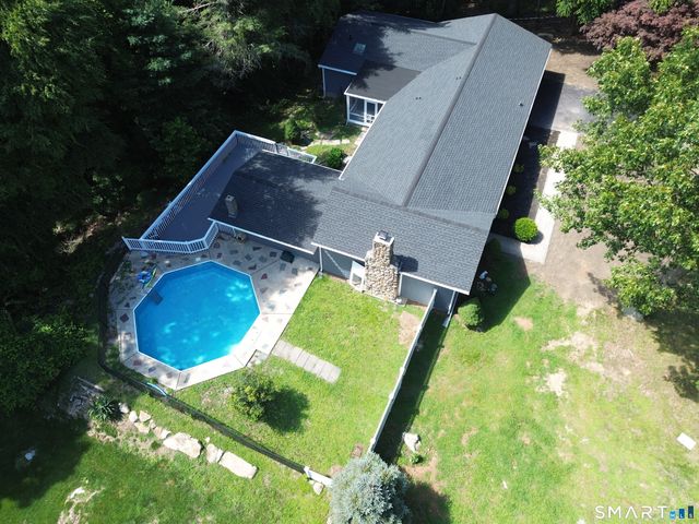 3 Medley Lane, Clinton, CT 06413