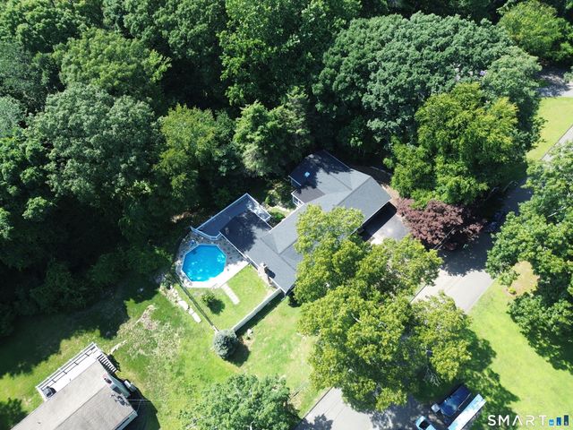3 Medley Lane, Clinton, CT 06413
