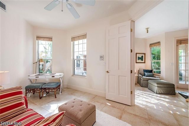157 Colonade CIR 1002, Naples, FL 34103