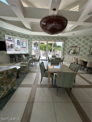 157 Colonade CIR 1002, Naples, FL 34103