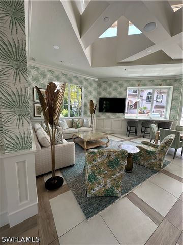 157 Colonade CIR 1002, Naples, FL 34103