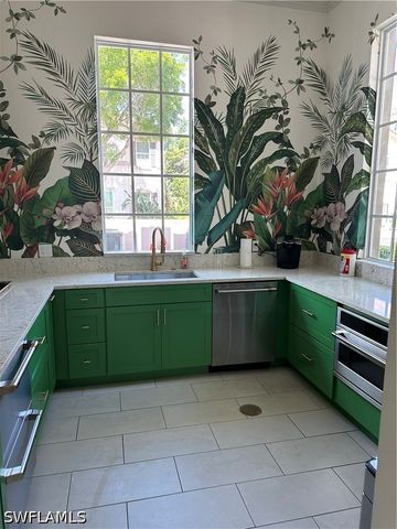 157 Colonade CIR 1002, Naples, FL 34103