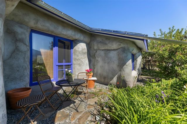 29 Cascade Lane, Livingston, MT 59047