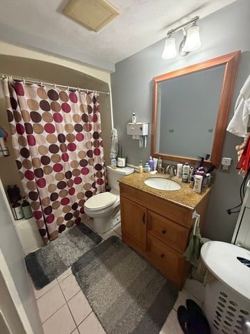 5 Cliff St 1, Beverly, MA 01915