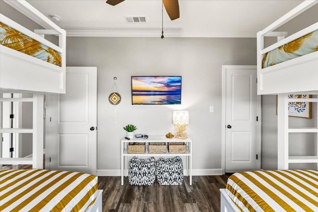 961 Palmetto Drive, Crystal Beach, TX 77650