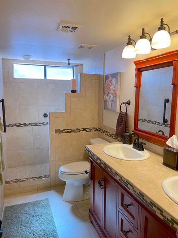 494 E Calle Begonia, Palm Springs, CA 92262