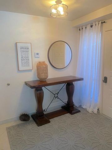 494 E Calle Begonia, Palm Springs, CA 92262