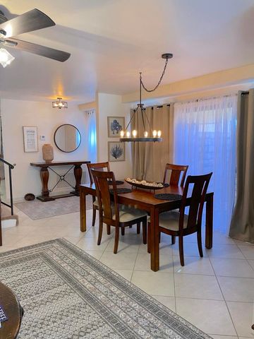 494 E Calle Begonia, Palm Springs, CA 92262