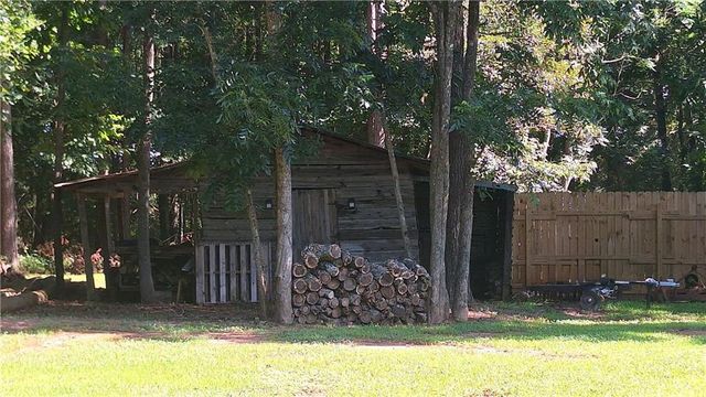 2107 Henderson Mill Road, Covington, GA 30014
