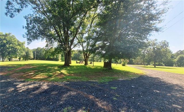 2107 Henderson Mill Road, Covington, GA 30014