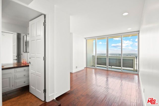 2220 Avenue Of The Stars 1501, Los Angeles, CA 90067