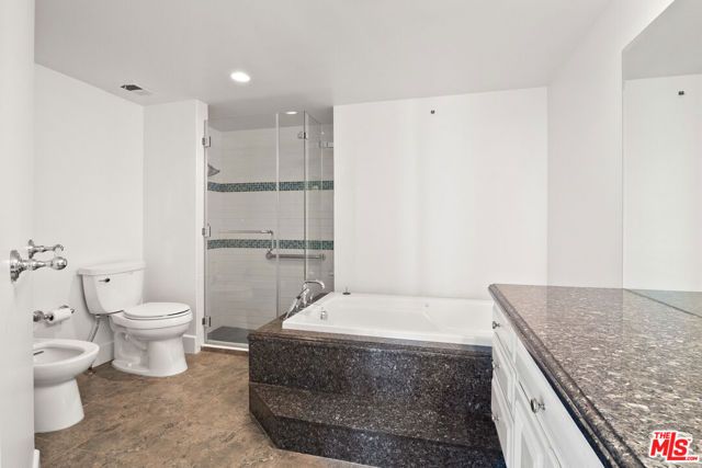 2220 Avenue Of The Stars 1501, Los Angeles, CA 90067