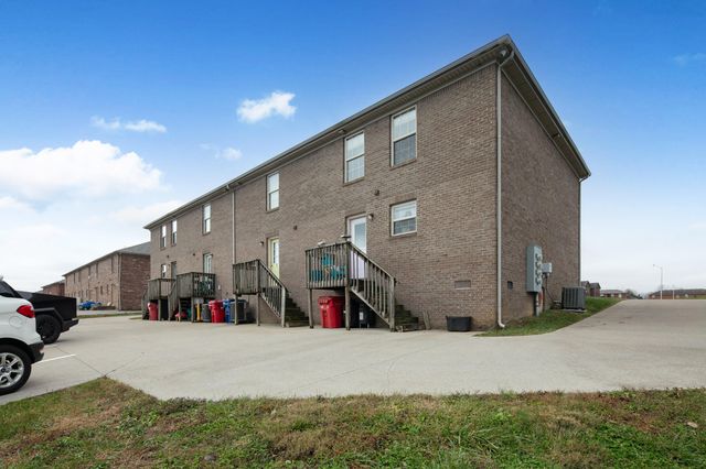 907 Weeping Willow Drive, Berea, KY 40403