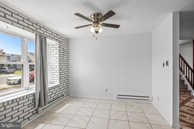 31 PRESIDENTIAL DR, Sicklerville, NJ 08081
