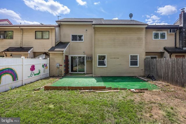31 PRESIDENTIAL DR, Sicklerville, NJ 08081