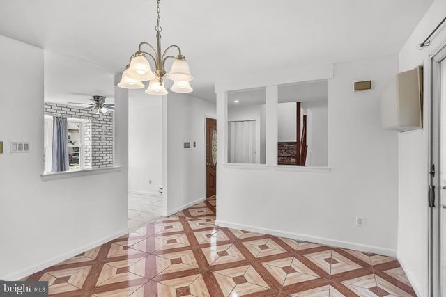 31 PRESIDENTIAL DR, Sicklerville, NJ 08081