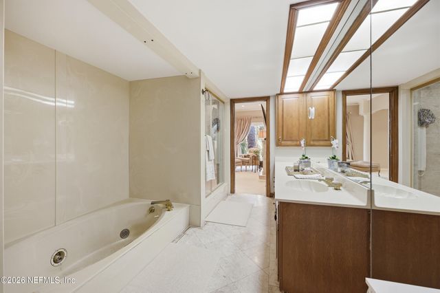 10799 CROSSWICKS Road, Jacksonville, FL 32256