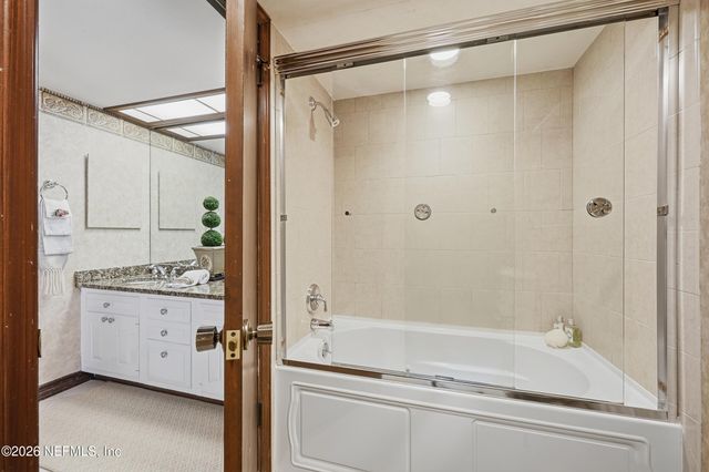 10799 CROSSWICKS Road, Jacksonville, FL 32256